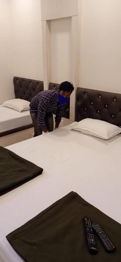 Super Hotel O Shri Shiva Palace Rāipur Extérieur photo