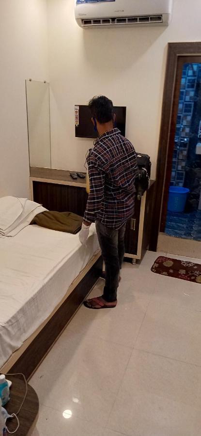 Super Hotel O Shri Shiva Palace Rāipur Extérieur photo