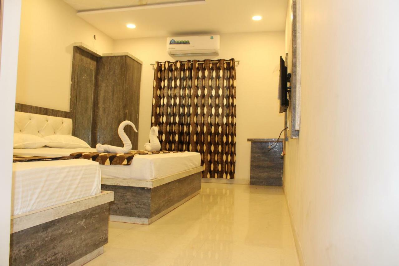 Super Hotel O Shri Shiva Palace Rāipur Extérieur photo