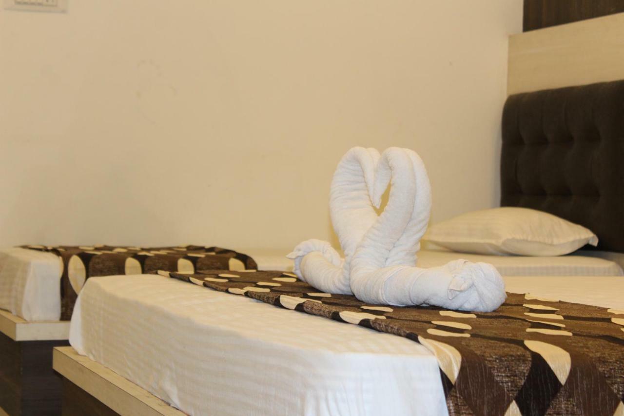 Super Hotel O Shri Shiva Palace Rāipur Extérieur photo