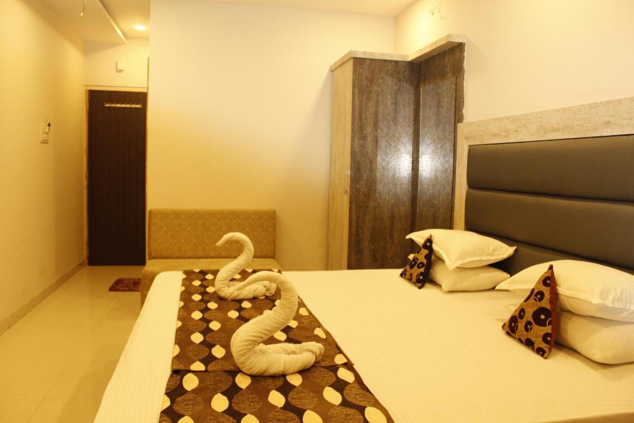 Super Hotel O Shri Shiva Palace Rāipur Extérieur photo